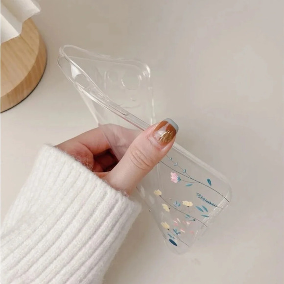 ⚠️Clearance iPhone 15/Pro/Pro Max Flower Print Phone Case - Picture 3 of 4